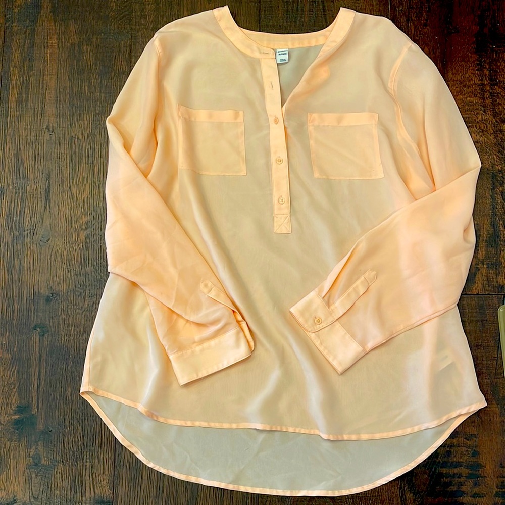 Women’s XL top